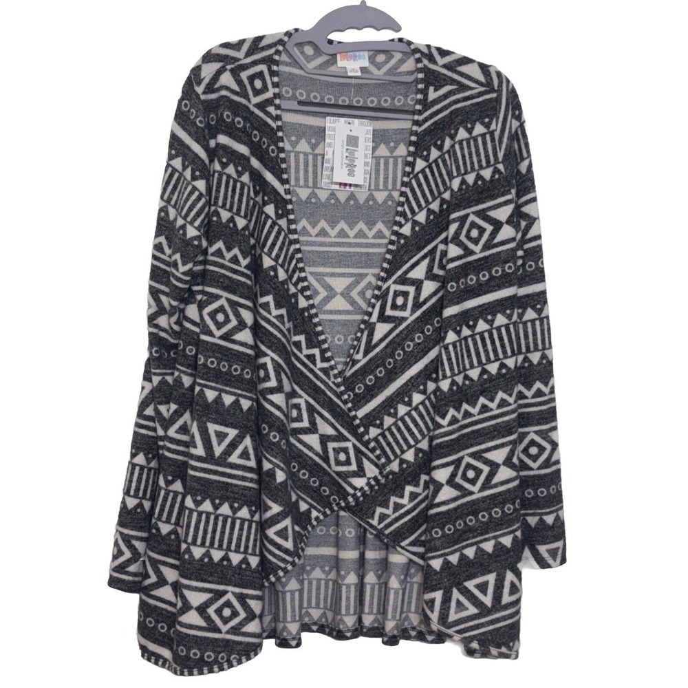 NWT LuLaRoe Nanette Gray and White Southwestern Sweater Size Medium FITS 8 10 12